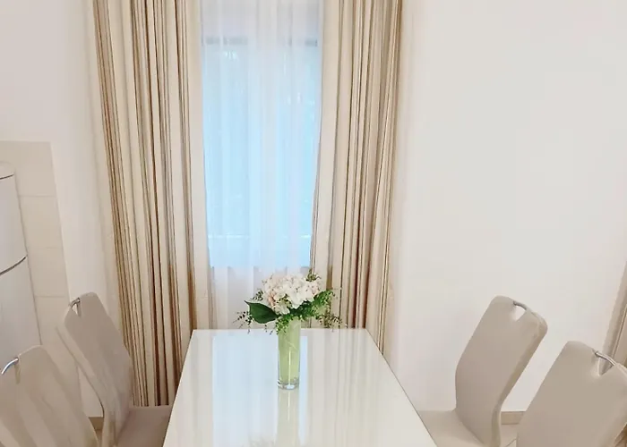 בית הארחה Queen טרוגיר