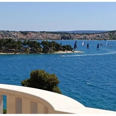 Konukevi Queen Trogir