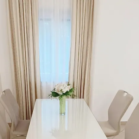 Pensjonat Queen Trogir